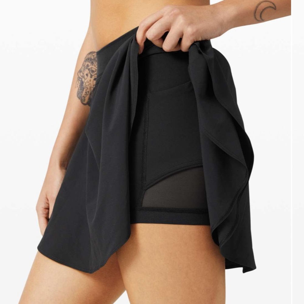Lululemon Court Rival High Rise Skirt Tall
Black